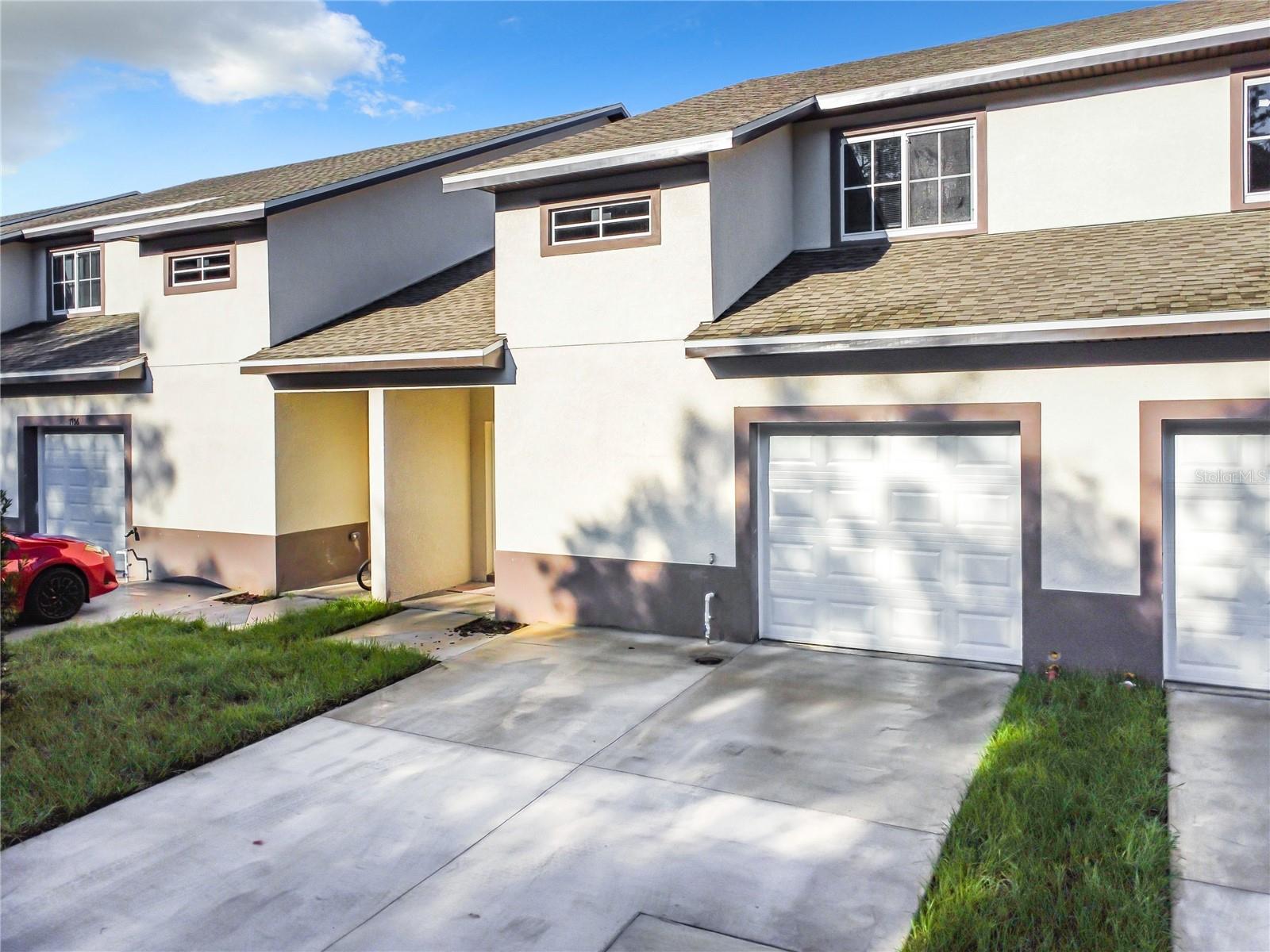 BARTON COURT - Residential Lease