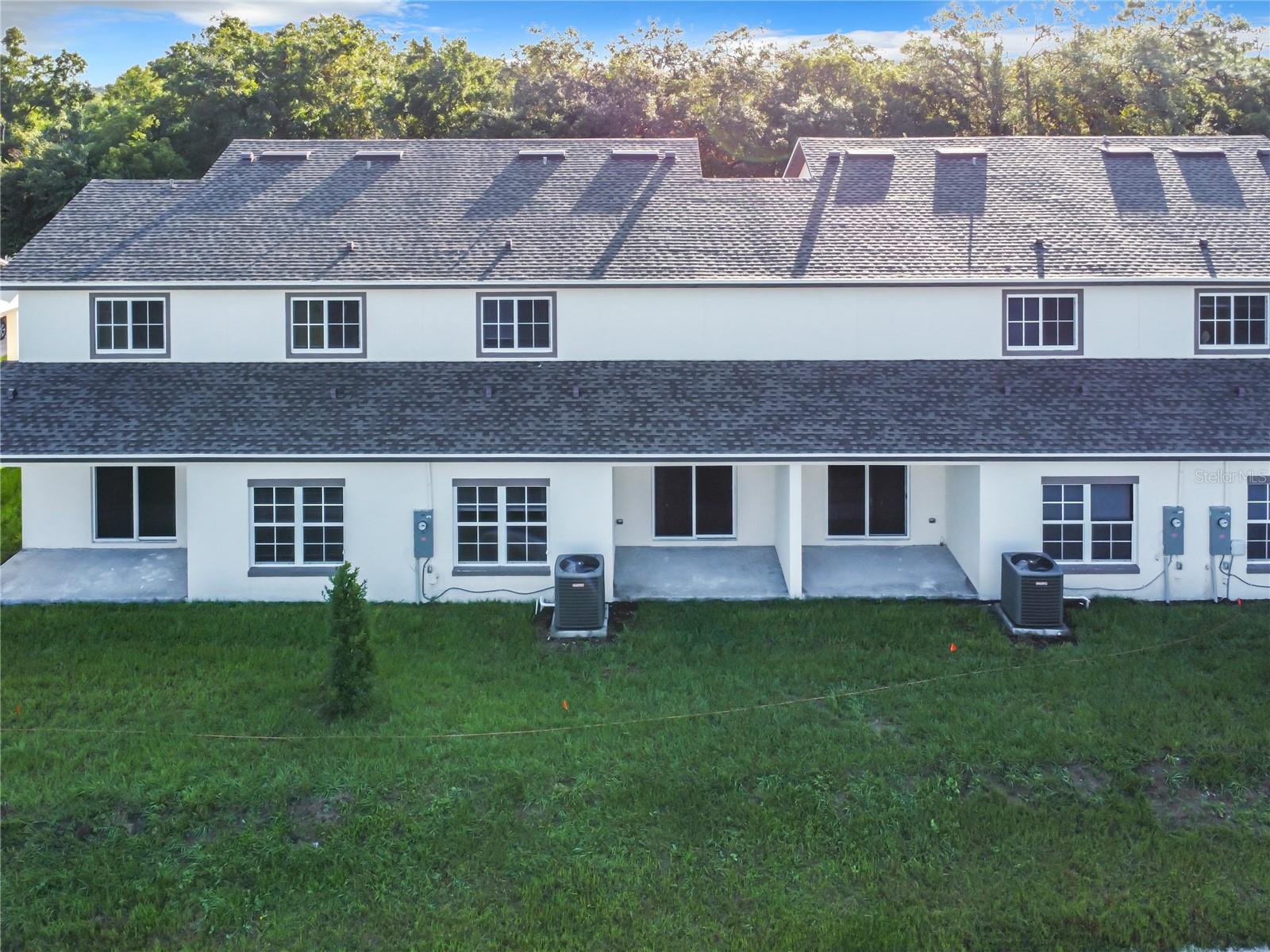 BARTON COURT - Residential Lease