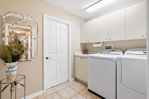Tiny photo for 17339 SE 84th Foxgrove Avenue, The Villages, FL 32162 (MLS # OM711816)