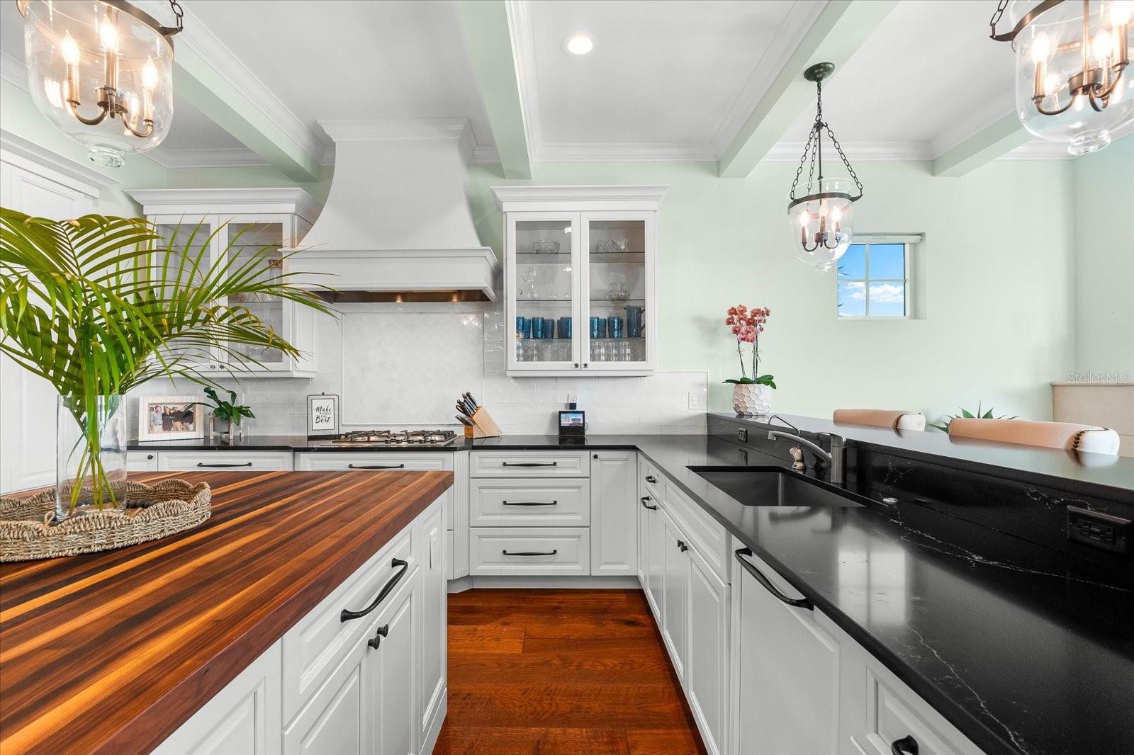 RIVERSIDE - Residential