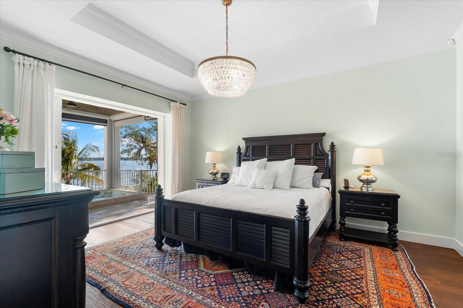 RIVERSIDE - Residential