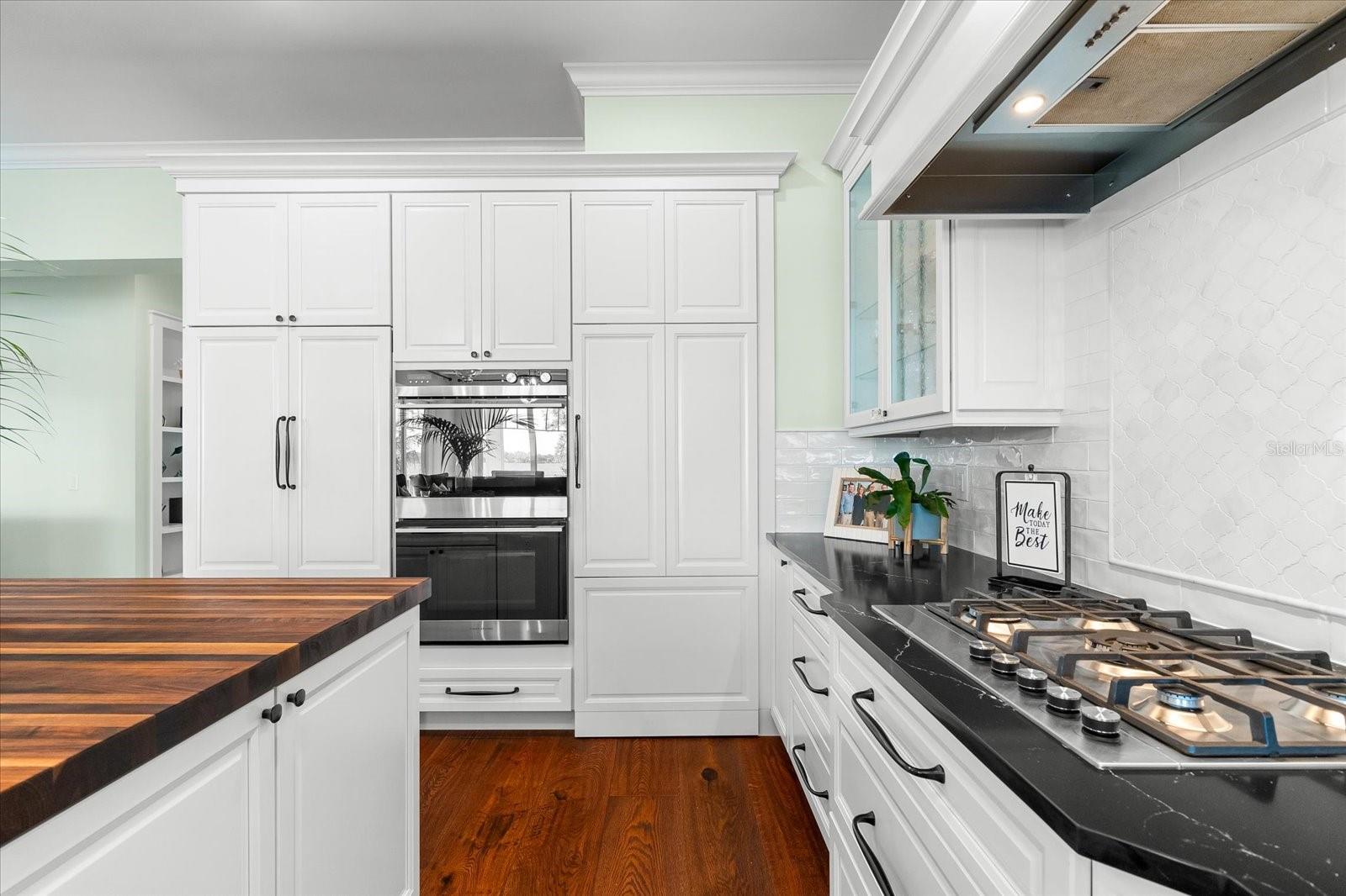 RIVERSIDE - Residential