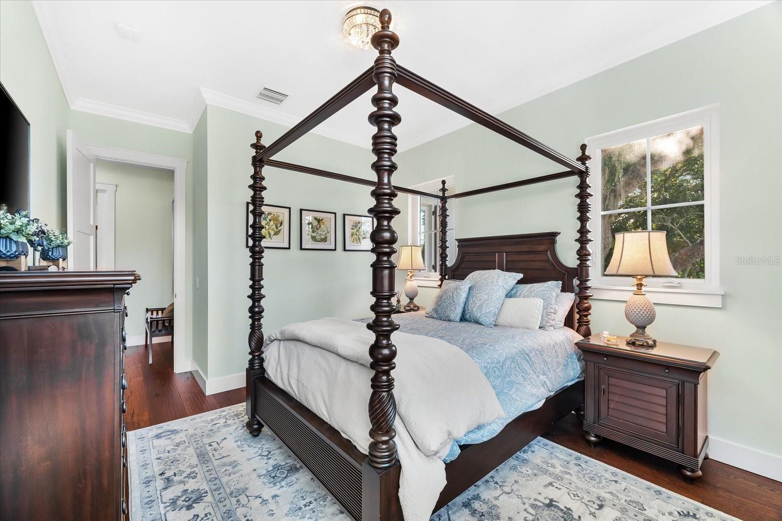 RIVERSIDE - Residential