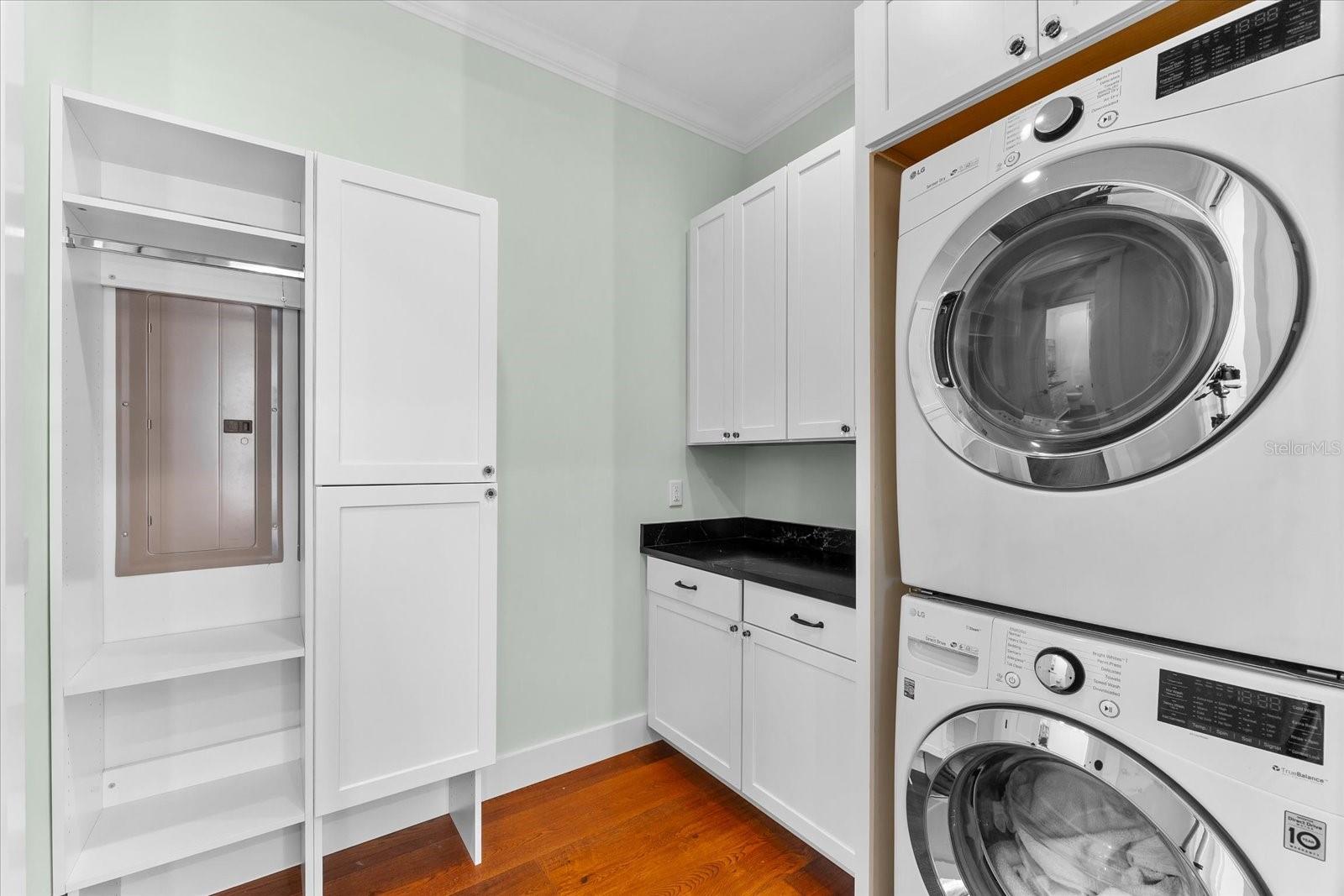 RIVERSIDE - Residential