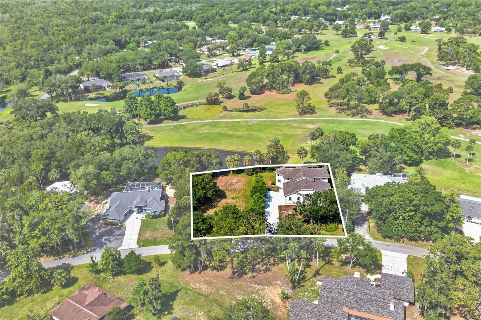 PARADISE COUNTRY CLUB - Residential