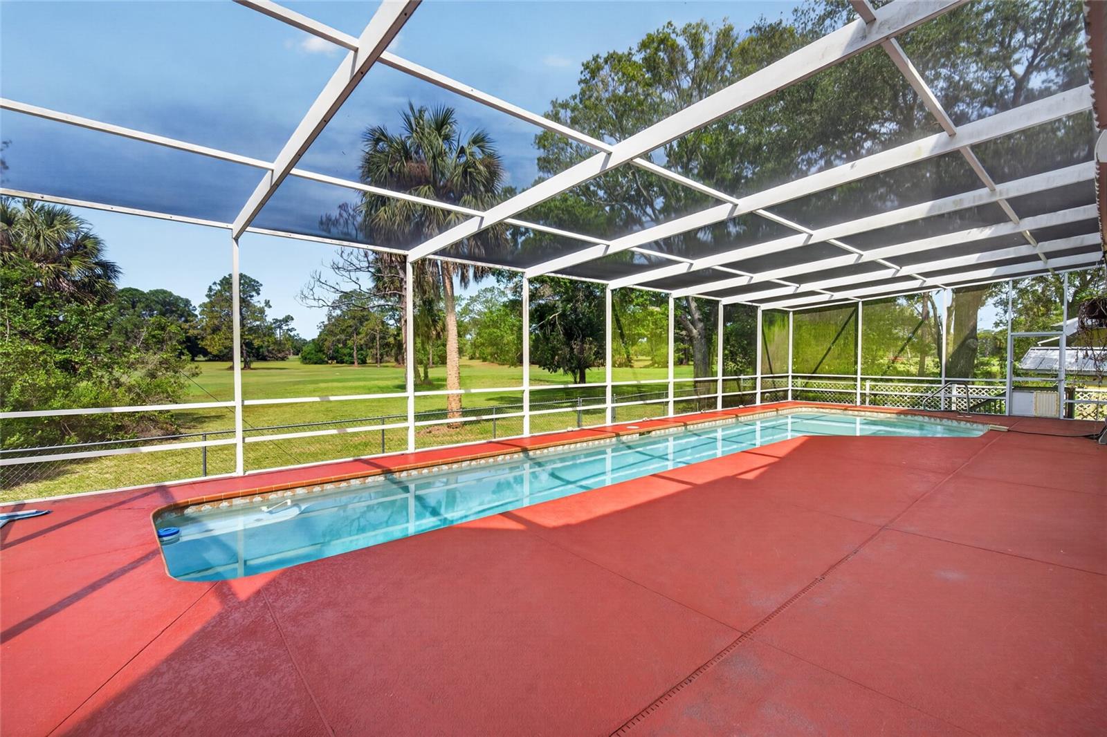 PARADISE COUNTRY CLUB - Residential