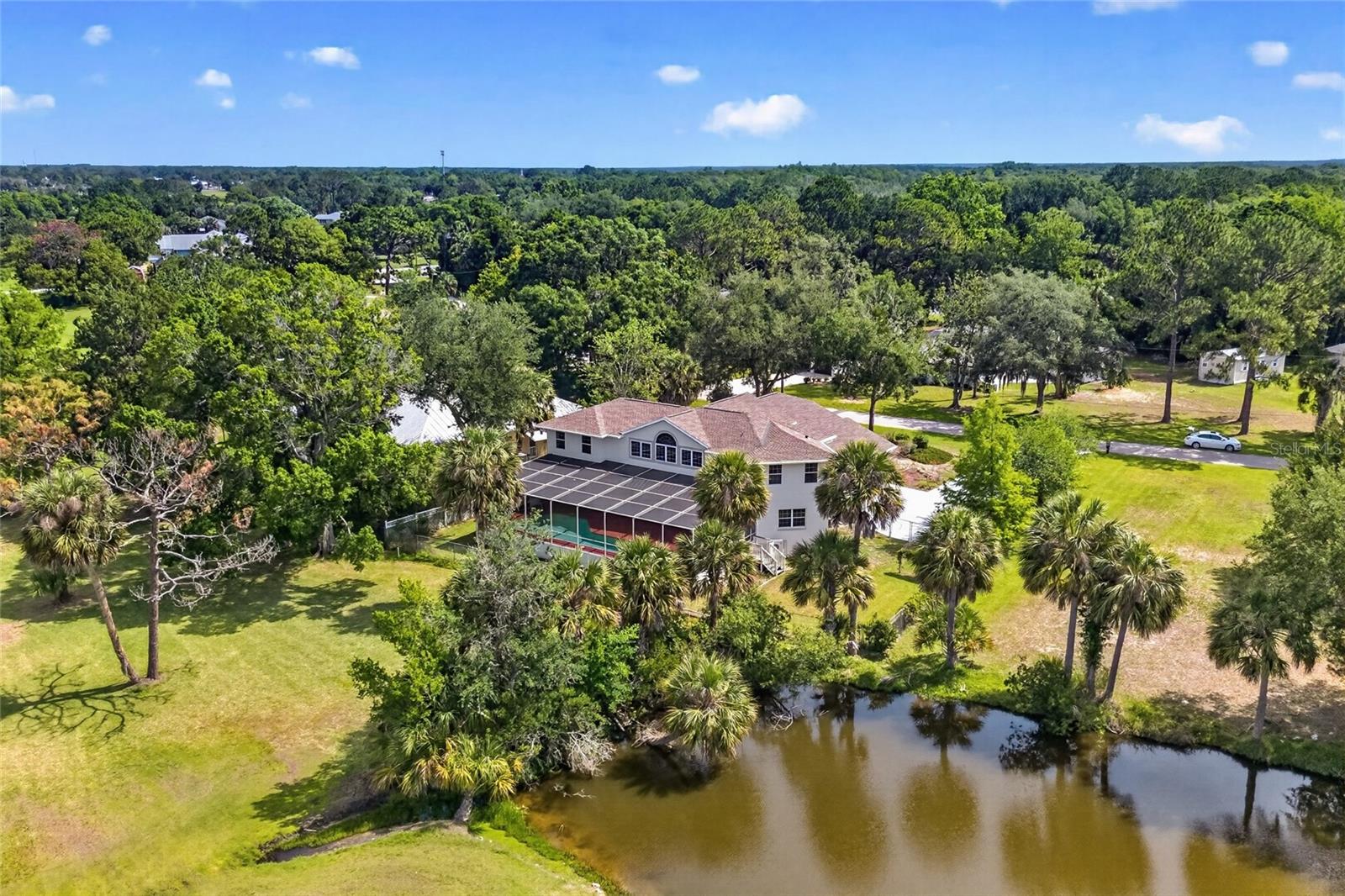 PARADISE COUNTRY CLUB - Residential