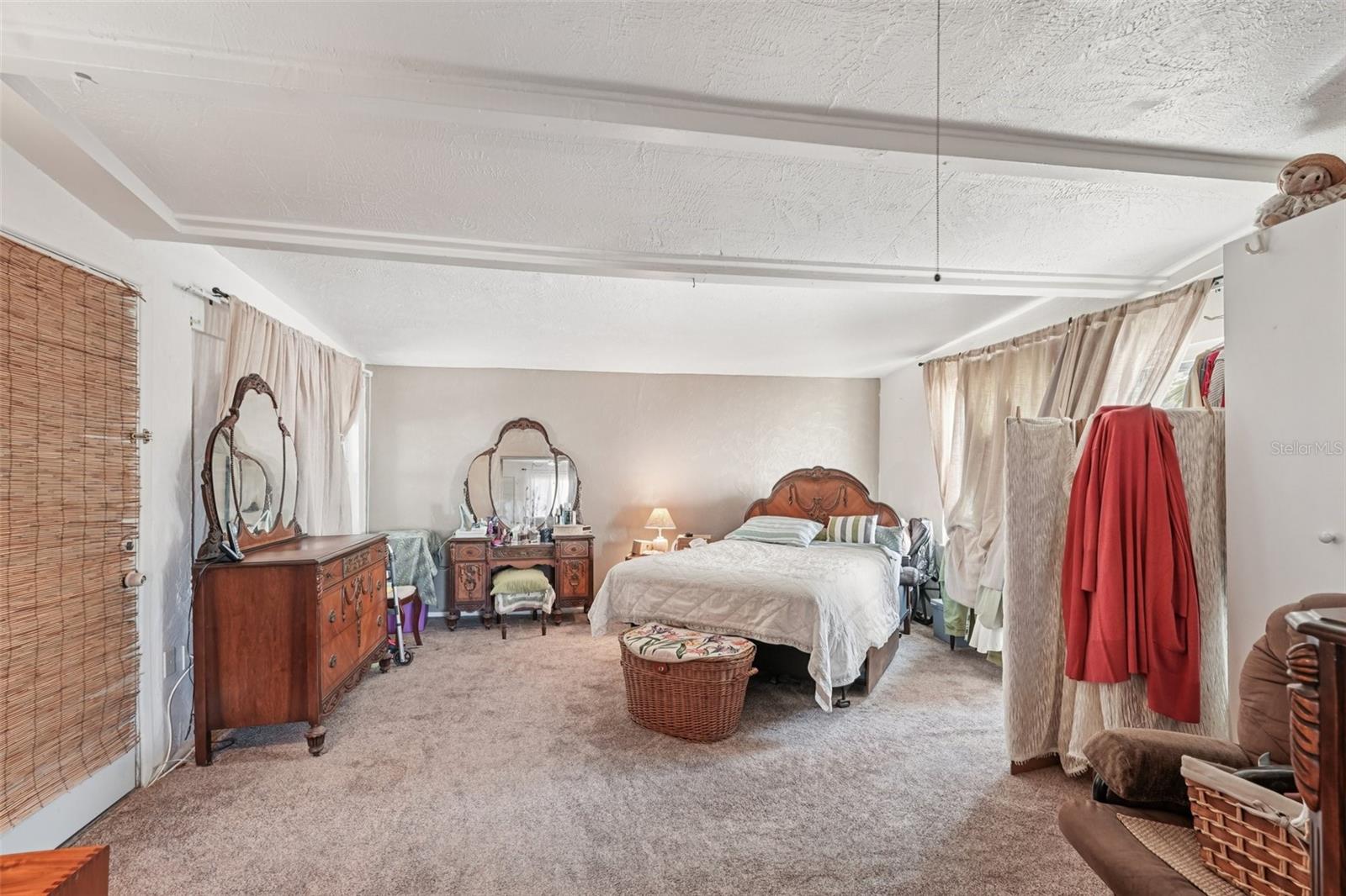 VENICE GARDENS - Residential