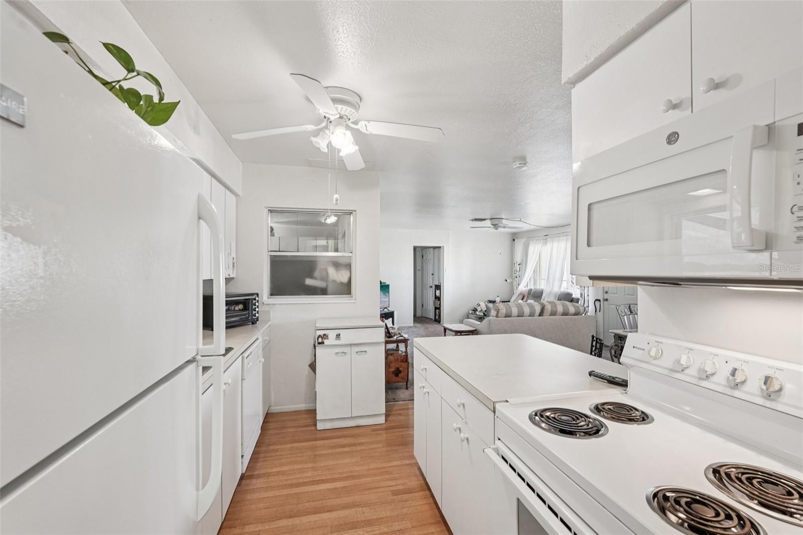 VENICE GARDENS - Residential