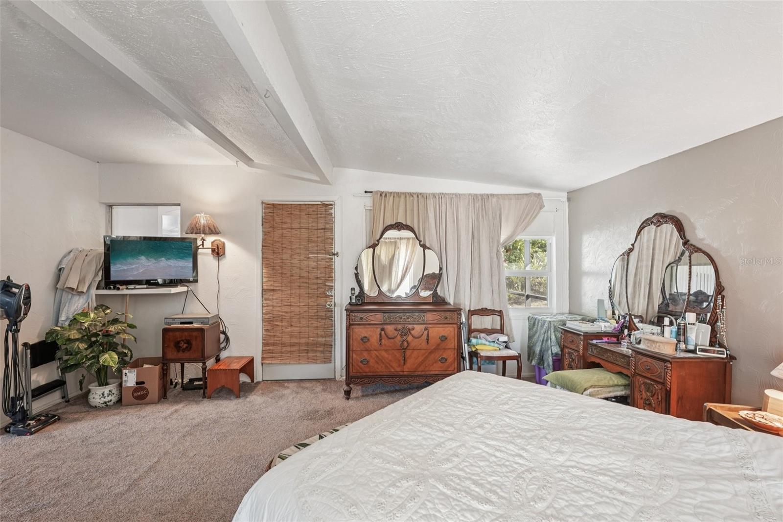 VENICE GARDENS - Residential