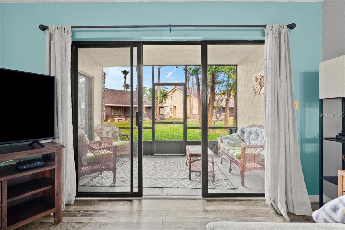 HAWKS LANDING AT PELICAN BAY CONDO PH 01-06 AMD 01 - Residential