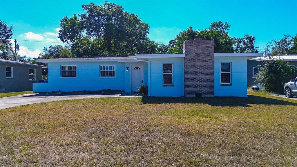 Photo of 7726 33rd Avenue N, St Petersburg, FL 33710 (MLS # TB8449895)