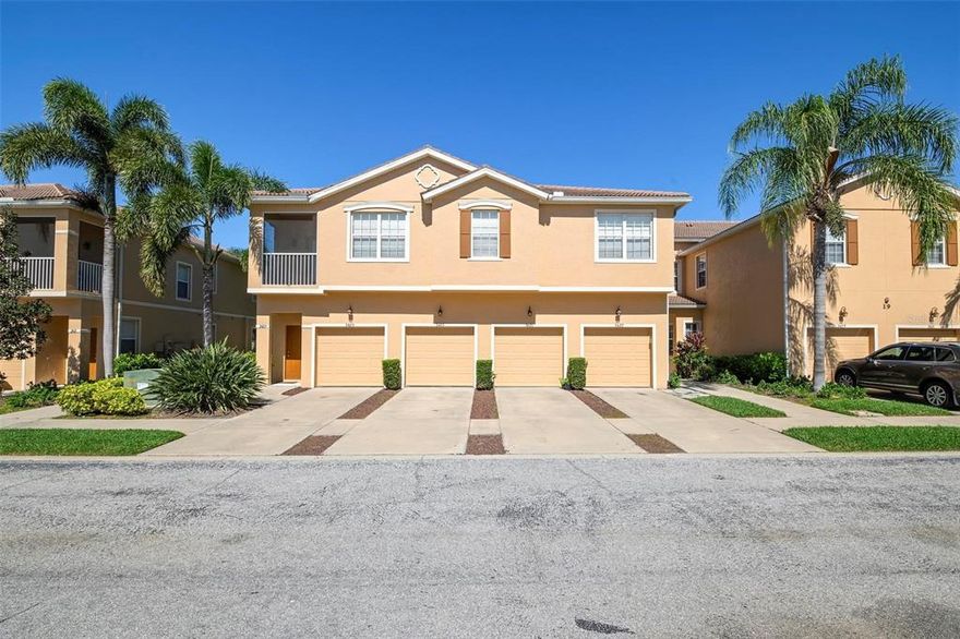 **AVAILABLE ONLY OCTOBER 2025-JANUARY 2026** SEASONAL LEASE -NOT AN ANNUAL LEASE**  GORGEOUS 3 BEDROOM, 2 BATHROOM CONDO LOCATED IN THE HIGHLY SOUGHT AFTER PARKRIDGE COMMUNITY! This short-term, seasonal rental is the perfect place for you and your family to stay during your Sarasota vacation. When you walk in you will love the spacious floor plan. The kitchen is a great size and offers tons of counter and cabinet space and updated appliances. The living/dining room combo is light, bright, and beautifully furnished. The three bedrooms come with plenty of space. The main bedroom offers a king size bed, his & her closets and ensuite bathroom with a walk-in shower. The first guest bed room off the kitchen offers a queen size bed and the second has two twins. The screened in back porch is a great place to sit back and with a cup of coffee or enjoy a good book. Parkridge is a beautiful gated community in the perfect location. Just minutes away from UTC Mall, Fabulous restaurants, and of course our award-winning beaches! Call today to schedule your showing. **NO SMOKING OR PETS** RENT PRICES: JANUARY: $4500/MO., OCTOBER-DECEMBER: $1700/MO.** ** state and local tourism tax applies to any lease 6 months or less, along with application fee, and $250 cleaning fee.**