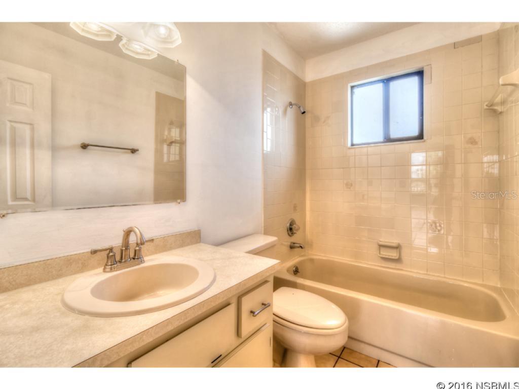 Bouchelles Island - Residential