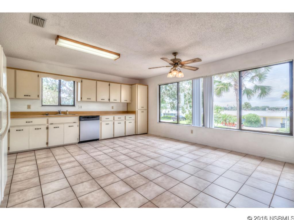 Bouchelles Island - Residential