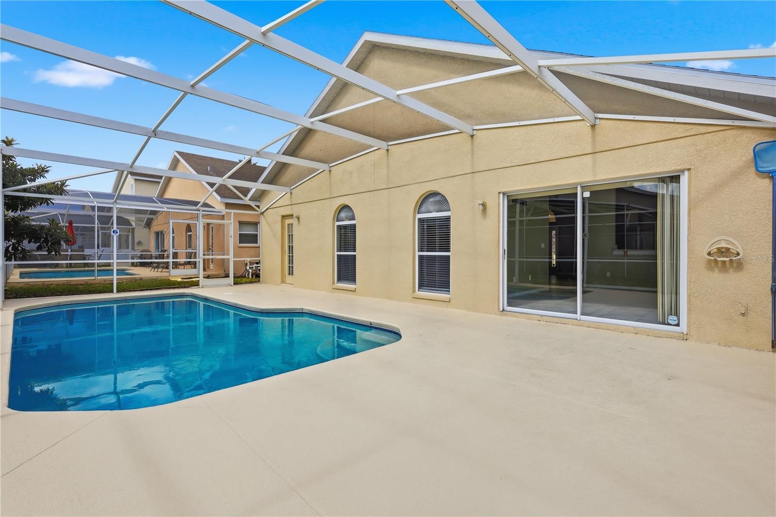 HAMPTON ESTATES - Residential