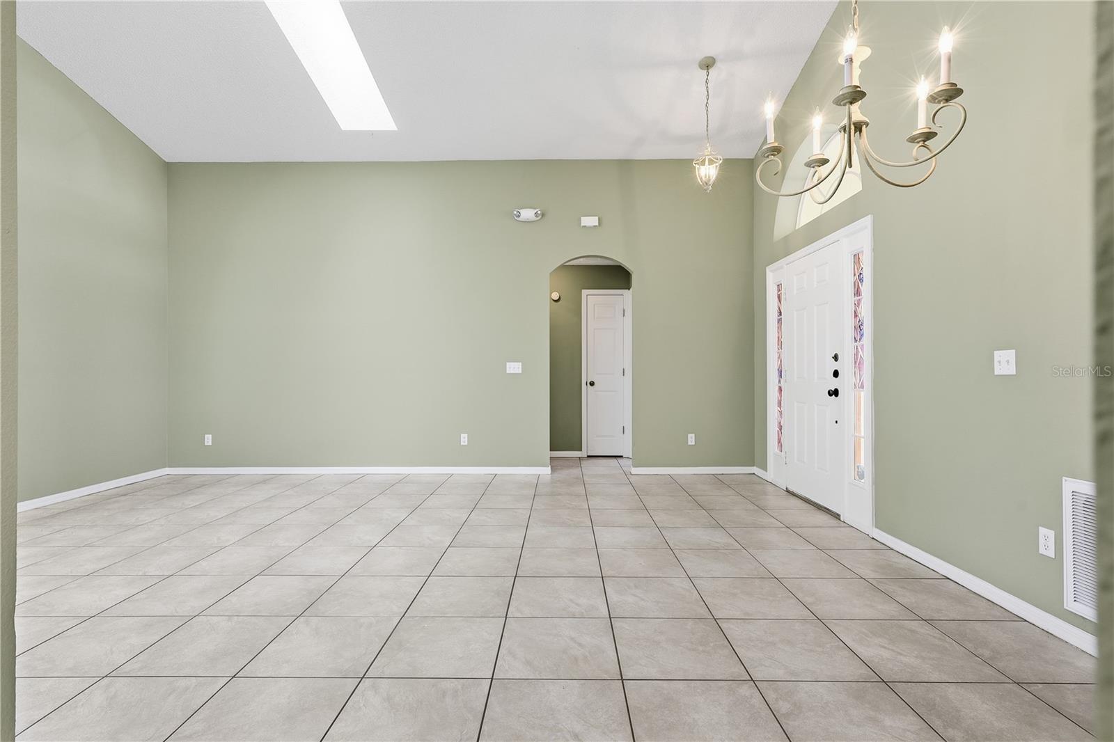 HAMPTON ESTATES - Residential