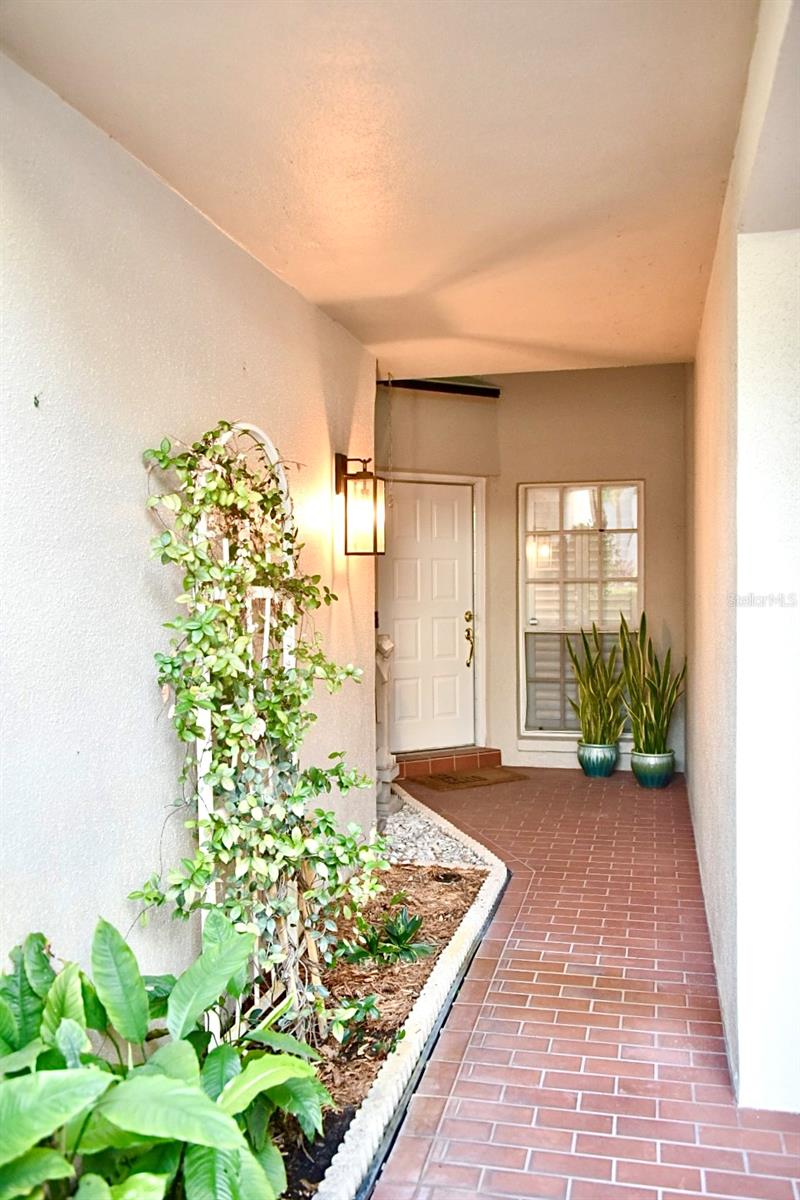 FAIRWAY LAKES TWNHMS II A C - Residential Lease