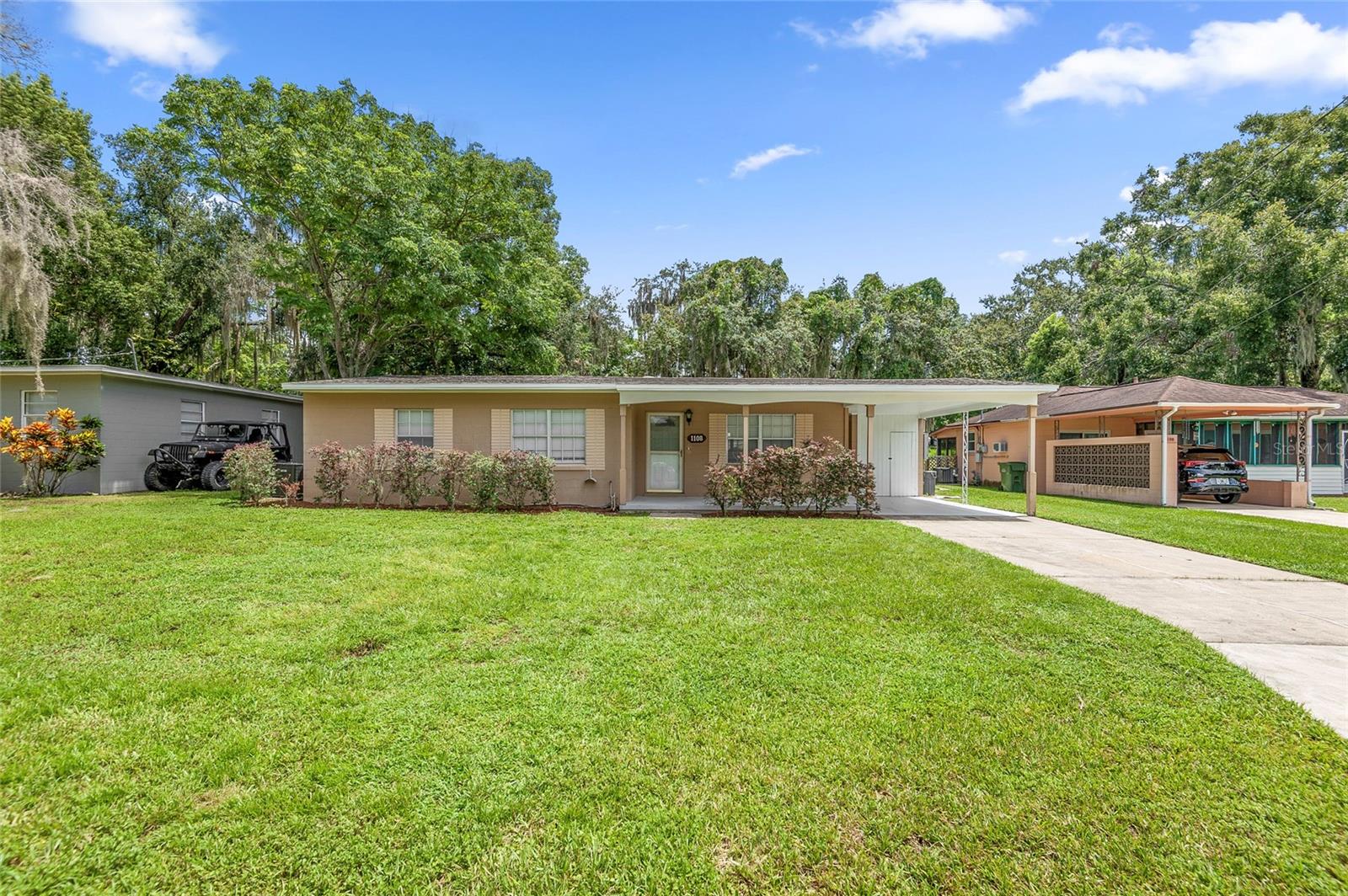 Move right into this beautifully updated home, freshly painted inside and out, with upgrades that make it feel brand new. Enjoy peace of mind with a roof that’s only 5 years old and a brand-new AC unit for year-round comfort.
The modern kitchen features all-new stainless steel appliances, brand-new cabinets, and sleek white quartz countertops. The fully remodeled bathroom includes new tile flooring, a luxurious curb-less walk-in shower with floor-to-ceiling tile, and a stylish vanity with a matching quartz top.
Throughout the home, new luxury vinyl plank (LVP) flooring adds a contemporary touch while being easy to maintain. Step outside to your huge backyard, perfect for entertaining, gardening, or creating your own outdoor oasis.
This home is truly move-in ready, combining modern finishes, quality upgrades, and plenty of outdoor space.