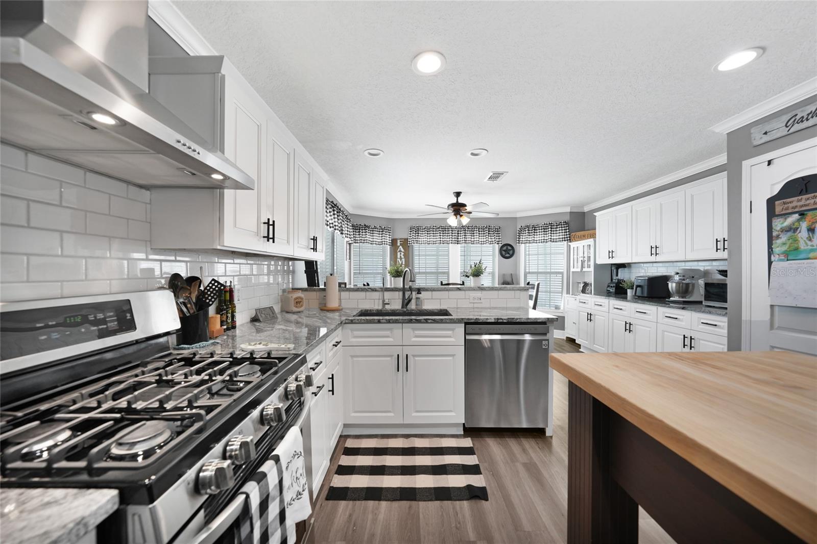 ALLIGATOR PARK COOP - Residential