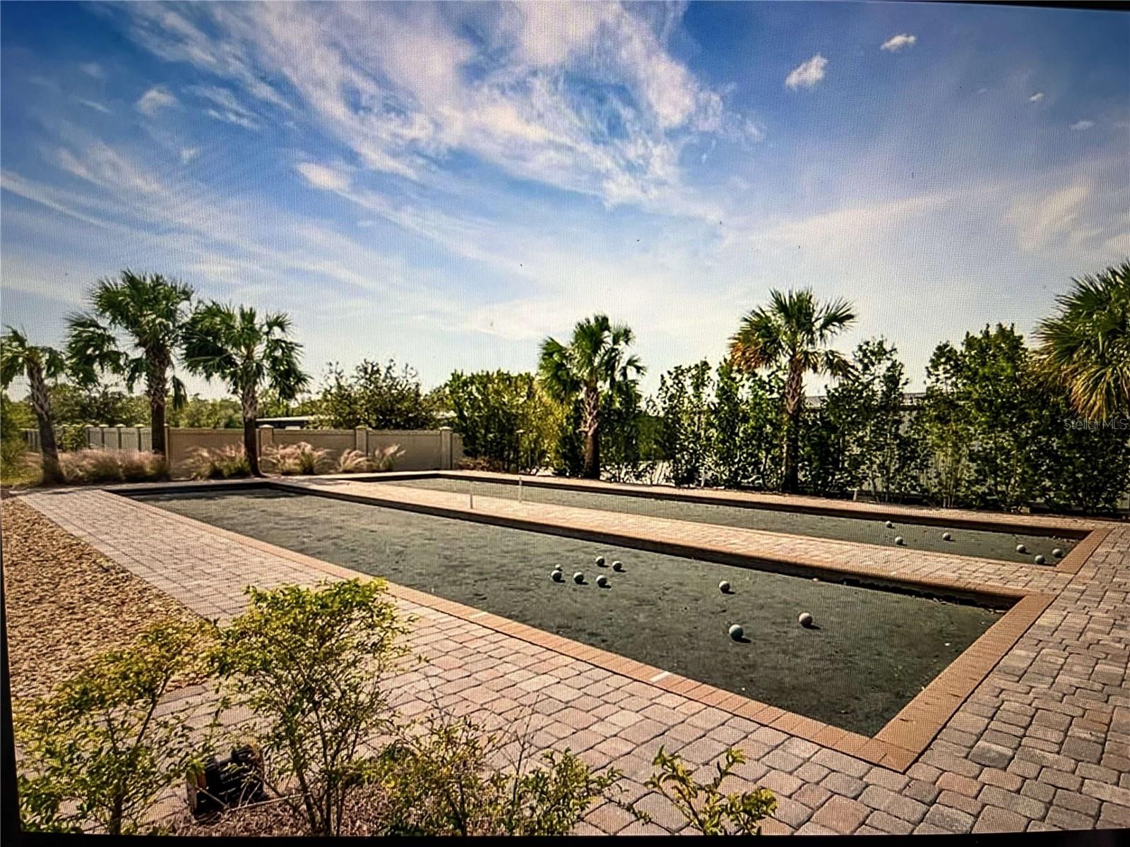 LAKEWOOD NATIONAL GOLF CLUB - Residential