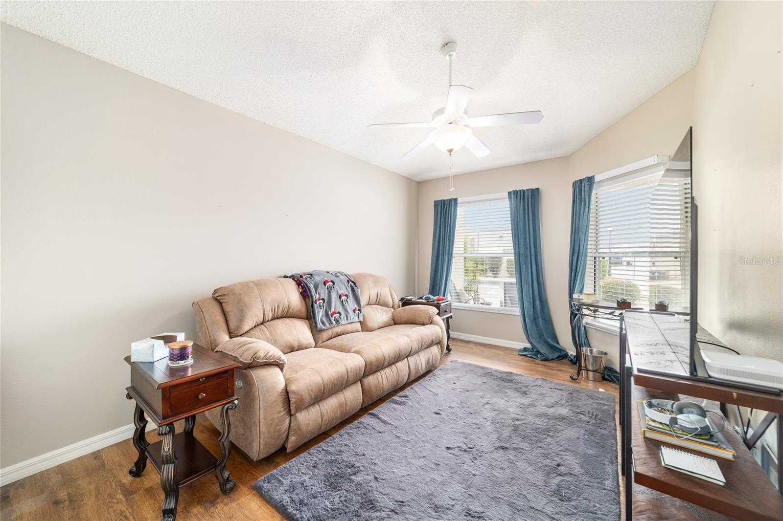 CALUMET GROVE - Residential