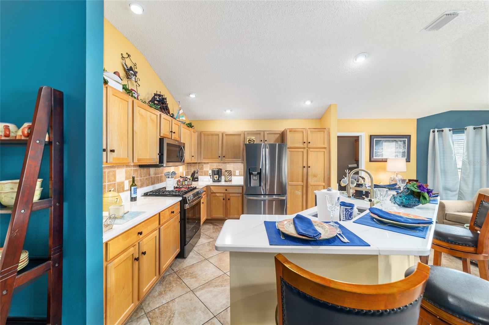 CALUMET GROVE - Residential