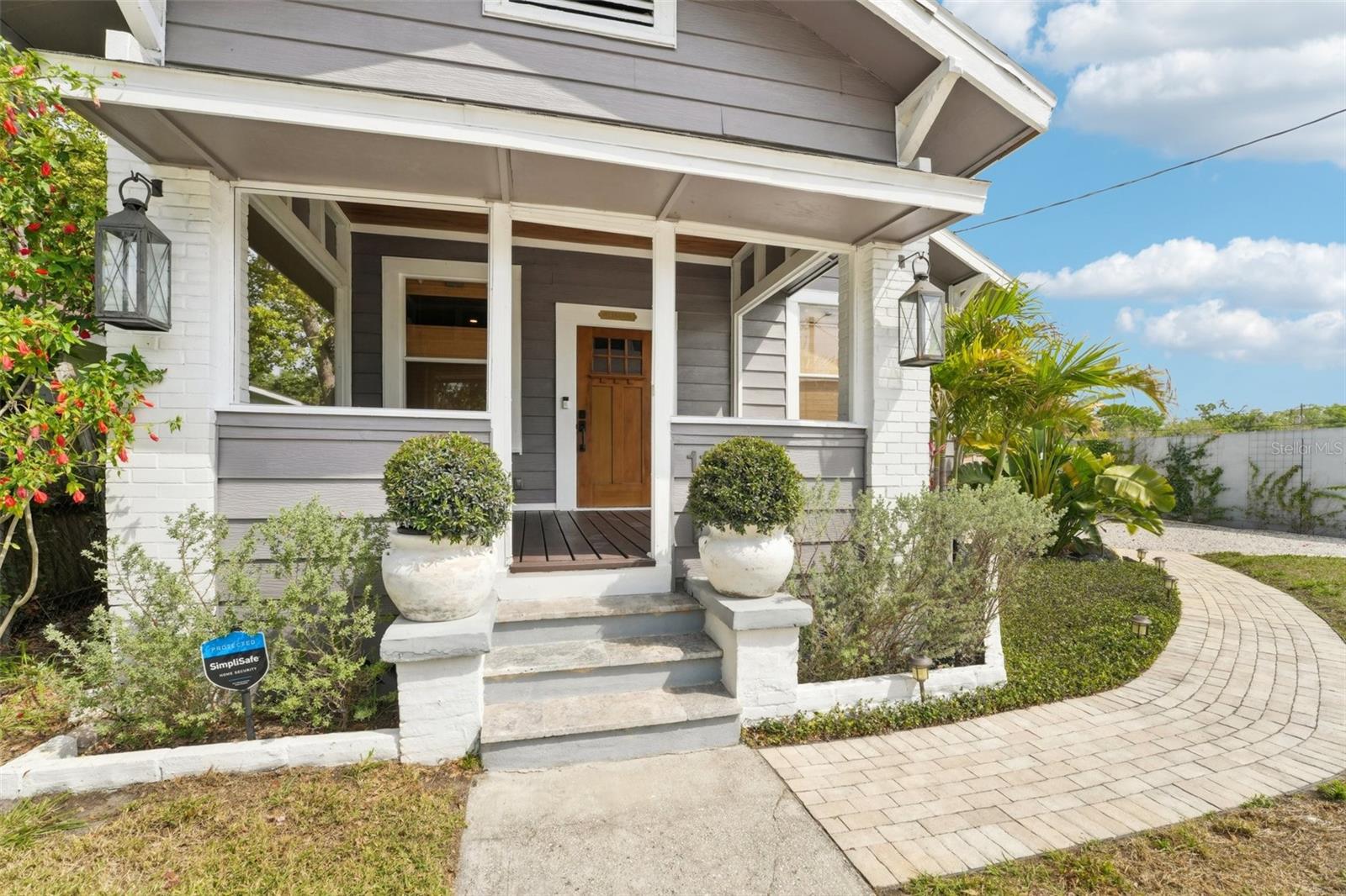 114 E EMILY STREET