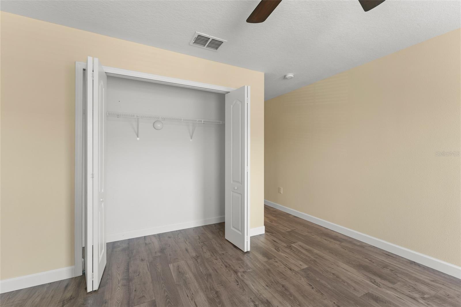 AMBERLEE TOWNHOMES - Residential