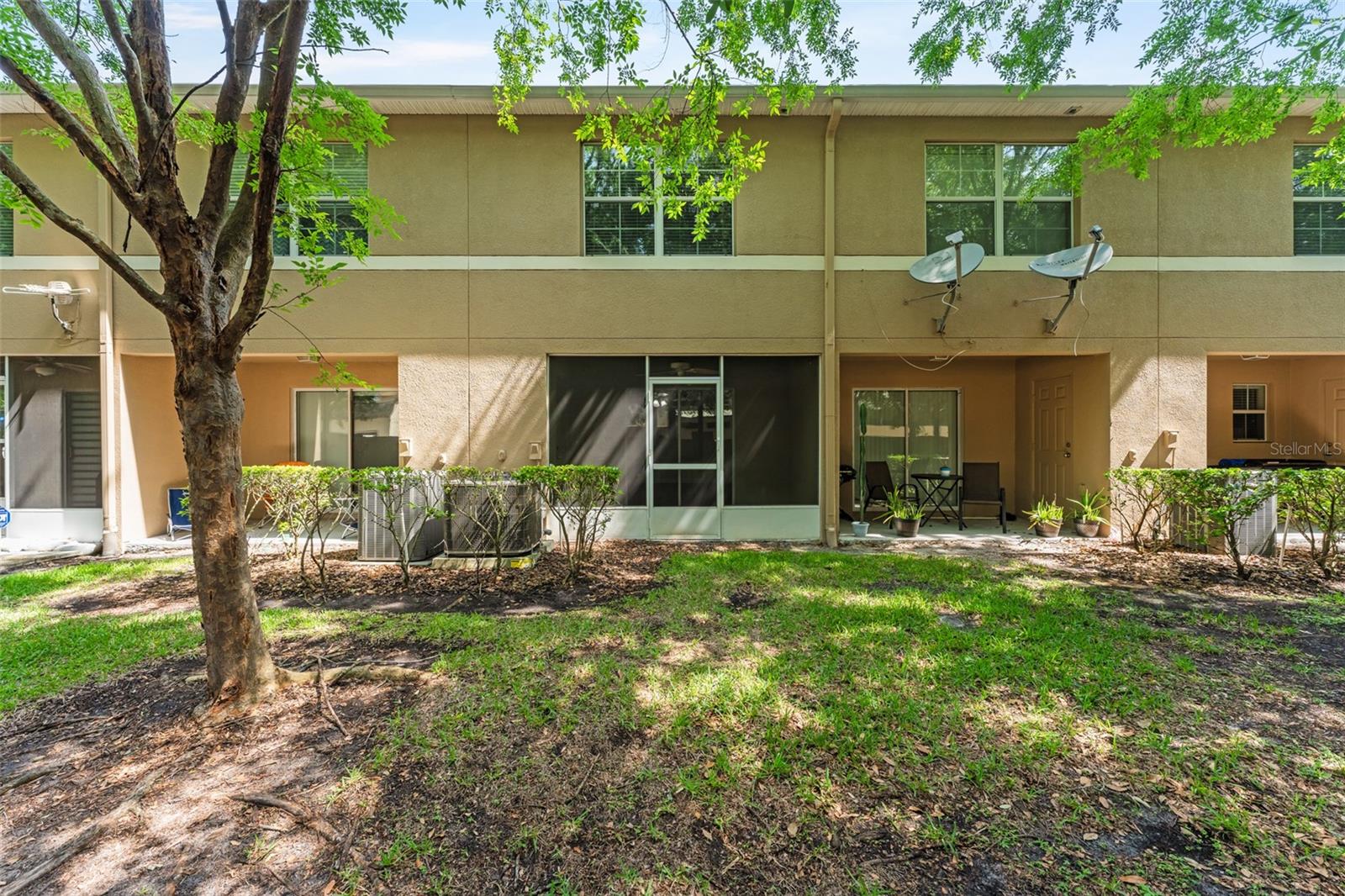 AMBERLEE TOWNHOMES - Residential