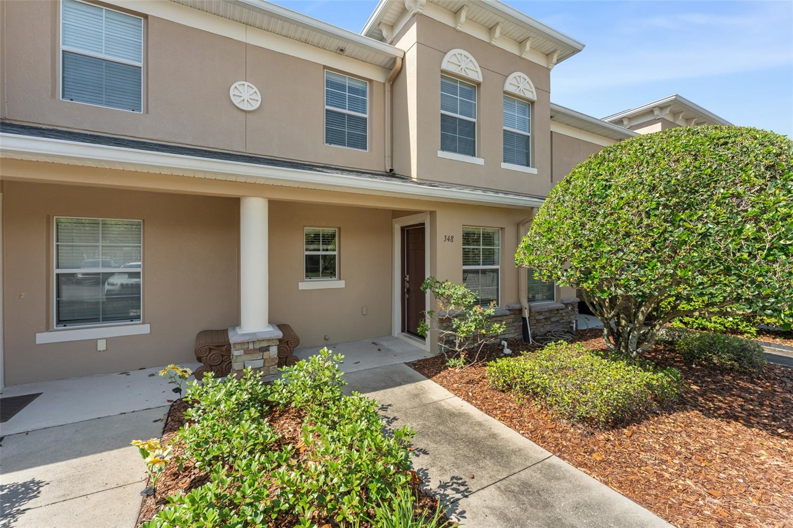 AMBERLEE TOWNHOMES - Residential