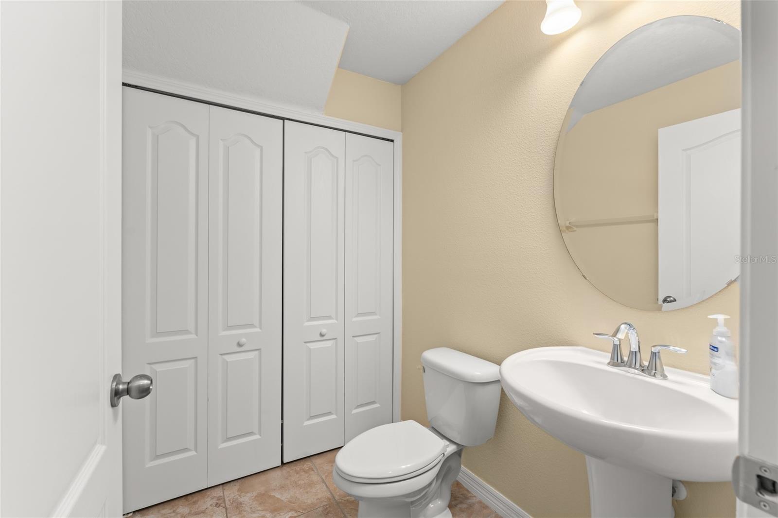 AMBERLEE TOWNHOMES - Residential