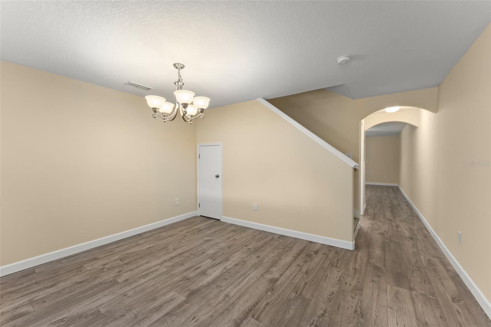 AMBERLEE TOWNHOMES - Residential