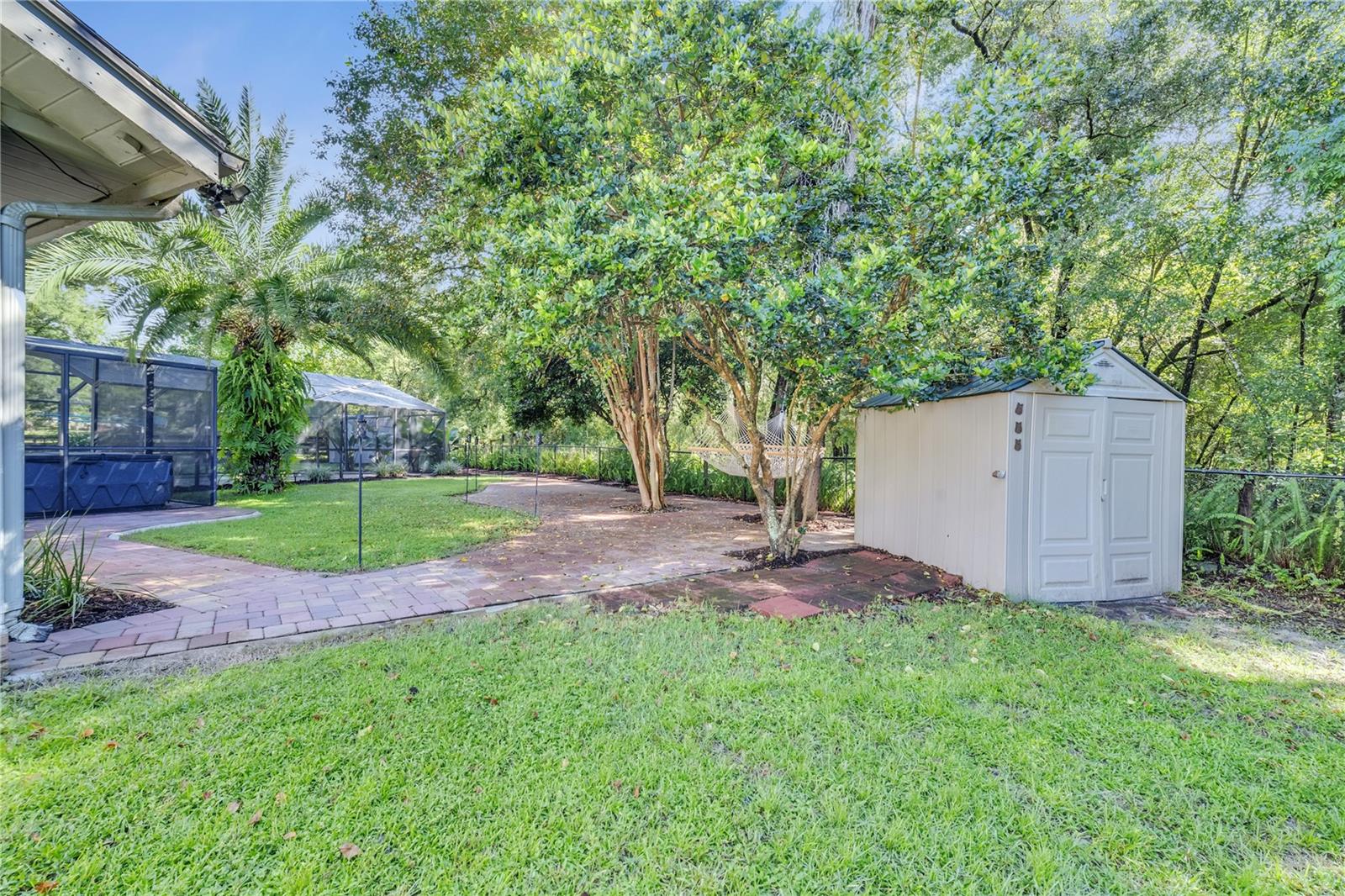 OAK HAVEN REP LTS 01-30 - Residential Lease