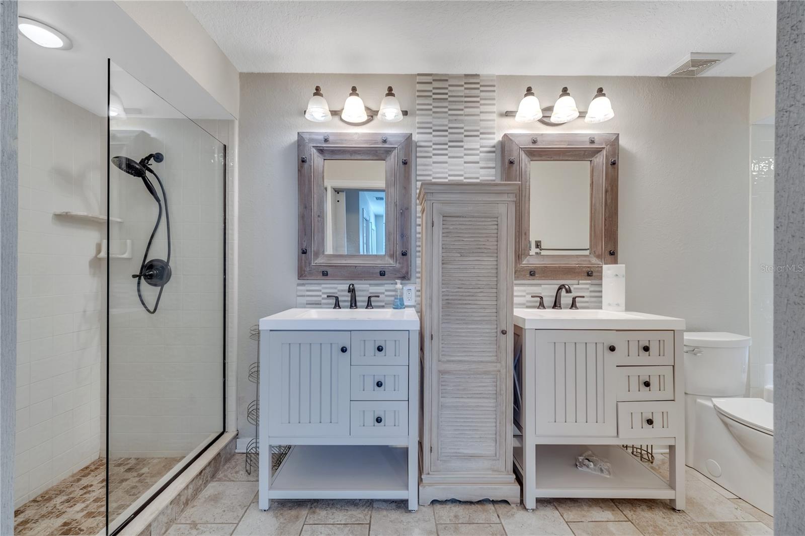 OAK HAVEN REP LTS 01-30 - Residential Lease