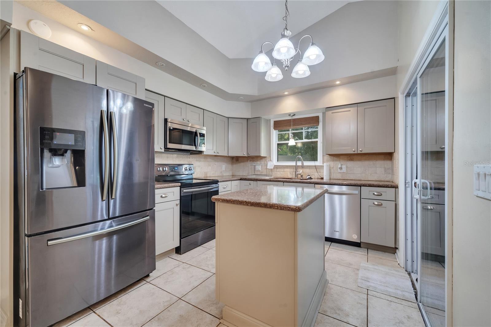 755 OAK TERRACE