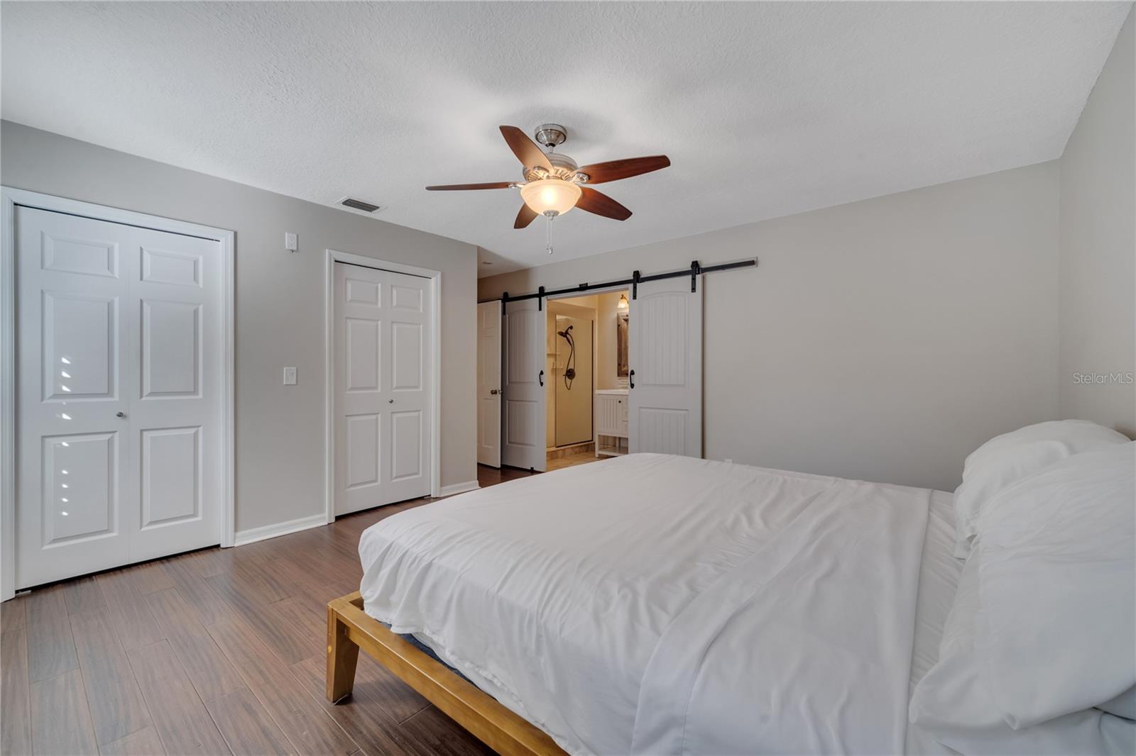 OAK HAVEN REP LTS 01-30 - Residential Lease