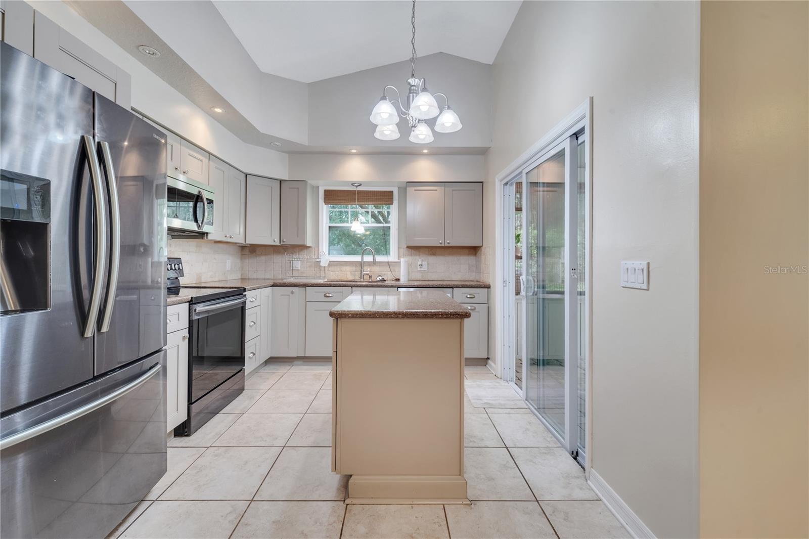 OAK HAVEN REP LTS 01-30 - Residential Lease