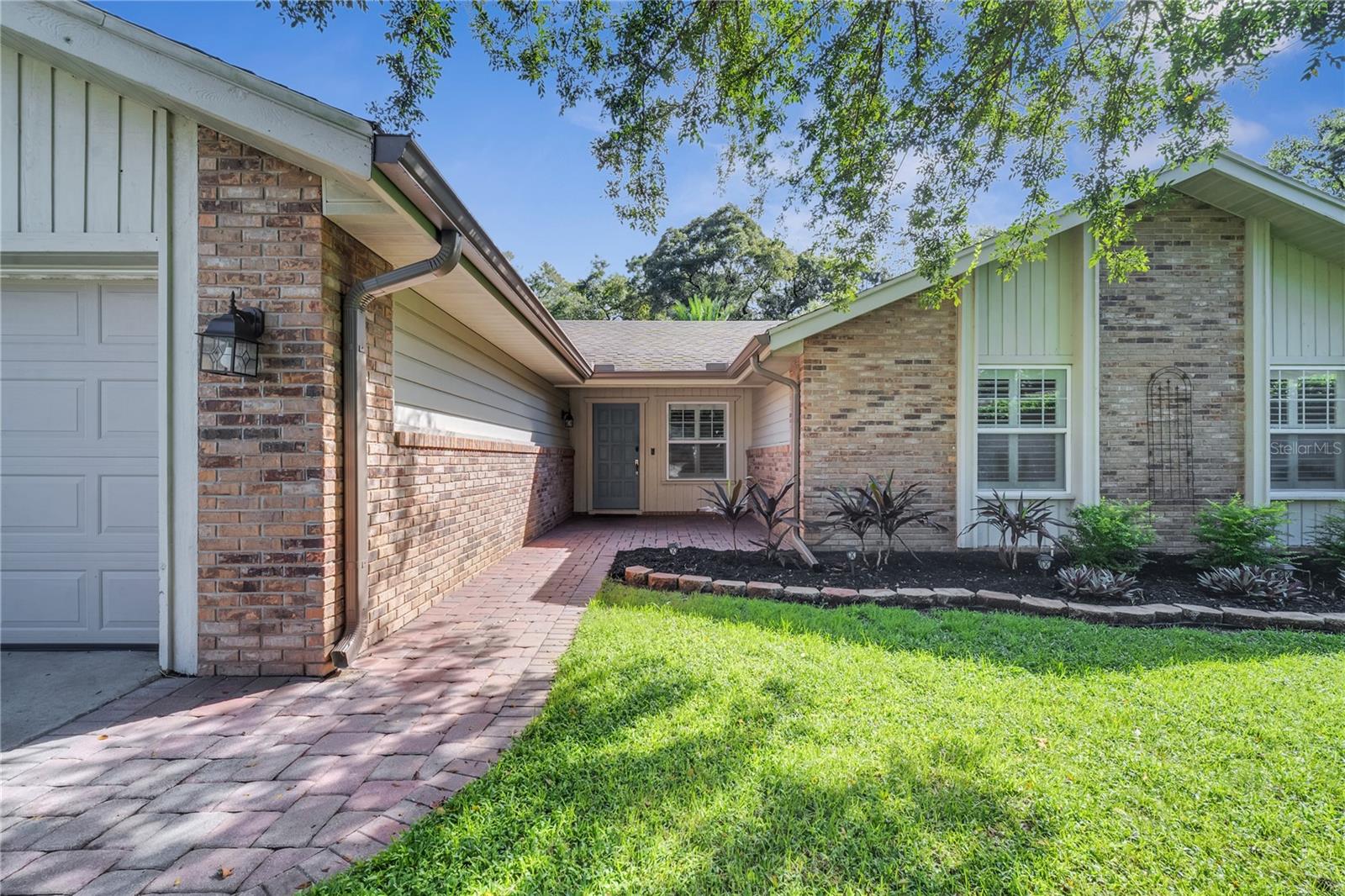 755 OAK TERRACE