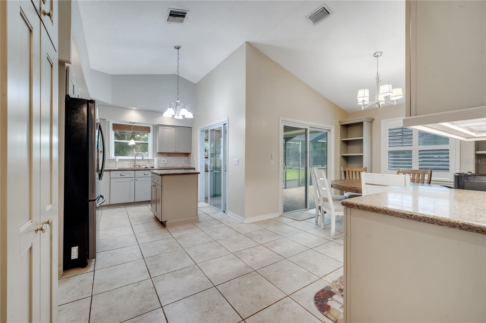 OAK HAVEN REP LTS 01-30 - Residential Lease