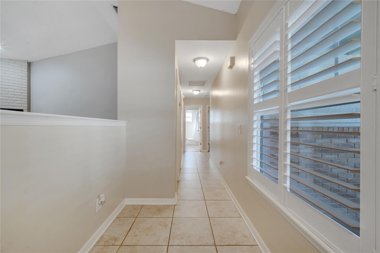 OAK HAVEN REP LTS 01-30 - Residential Lease