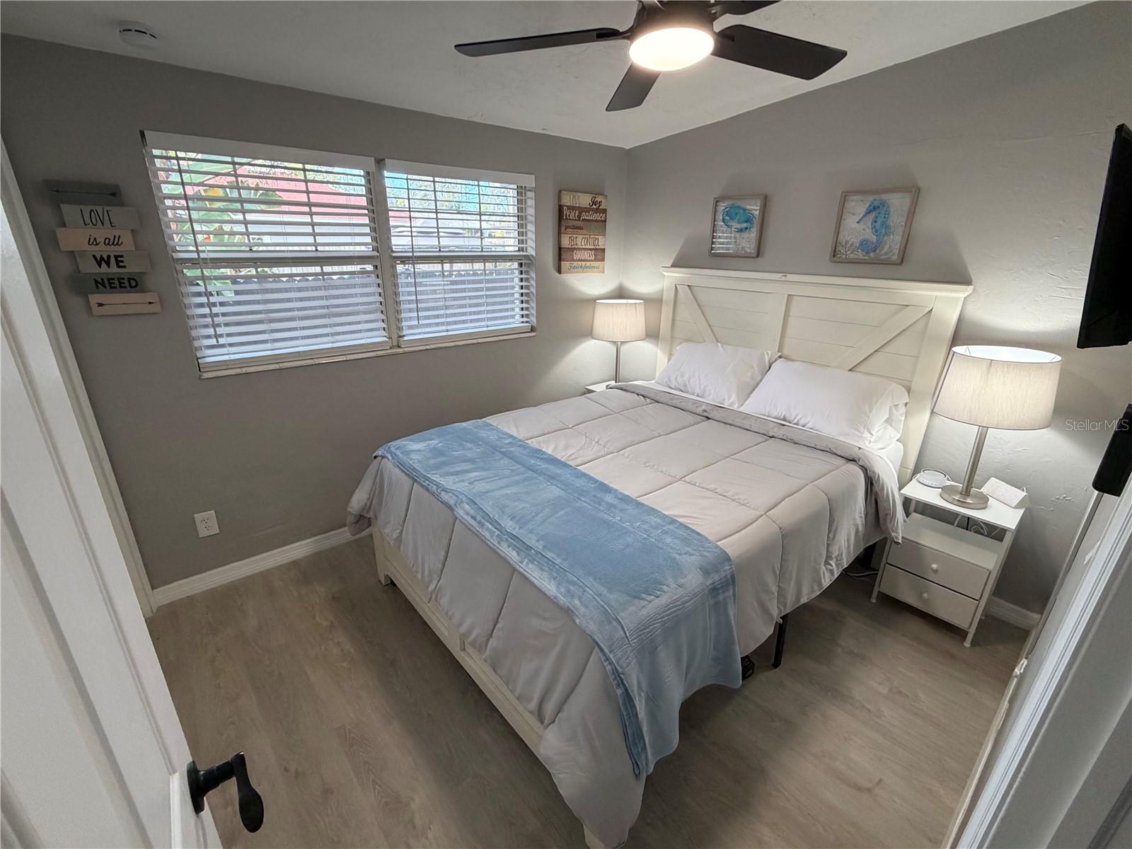 ROOSEVELT GROVES - Residential