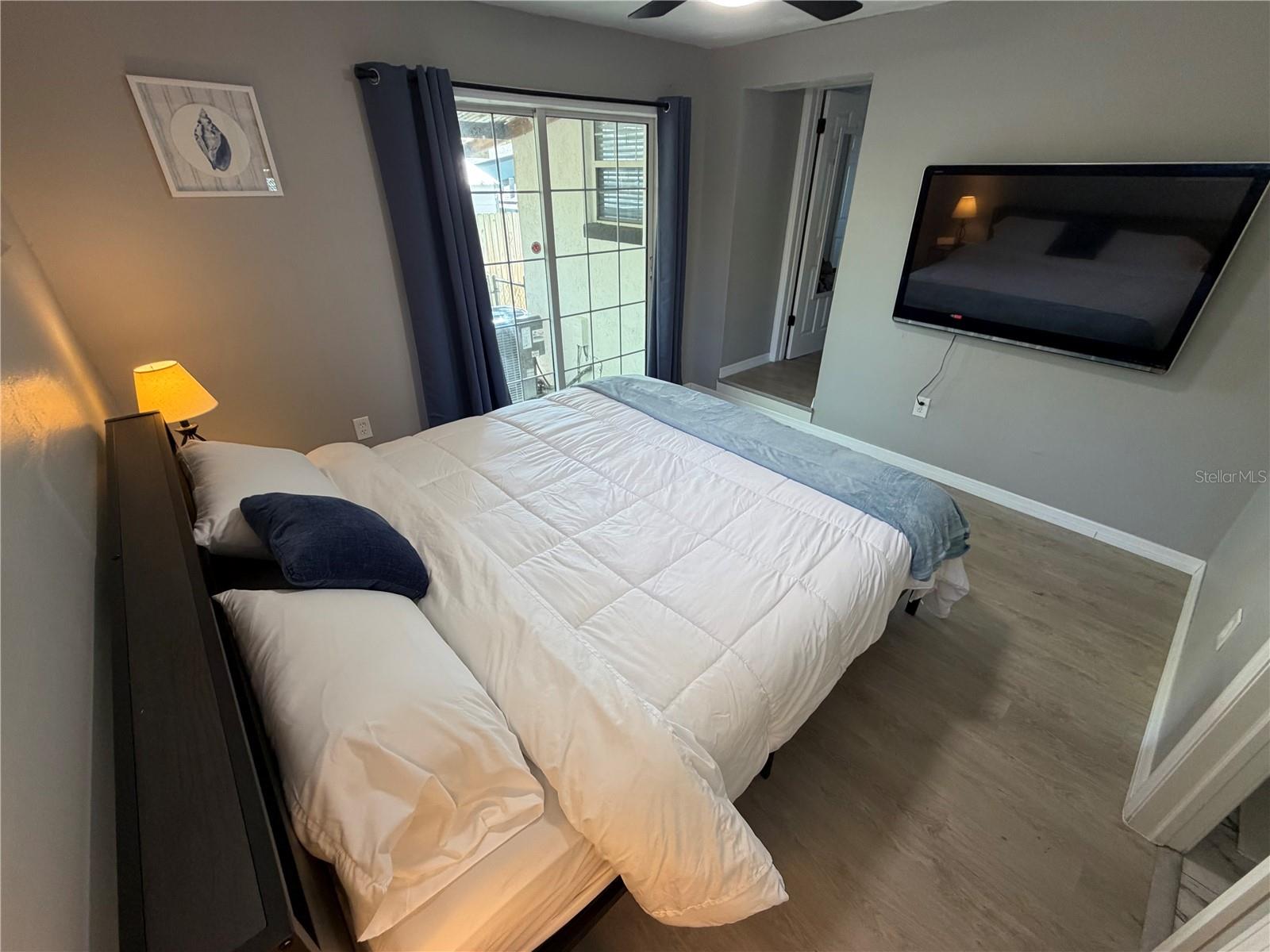 ROOSEVELT GROVES - Residential