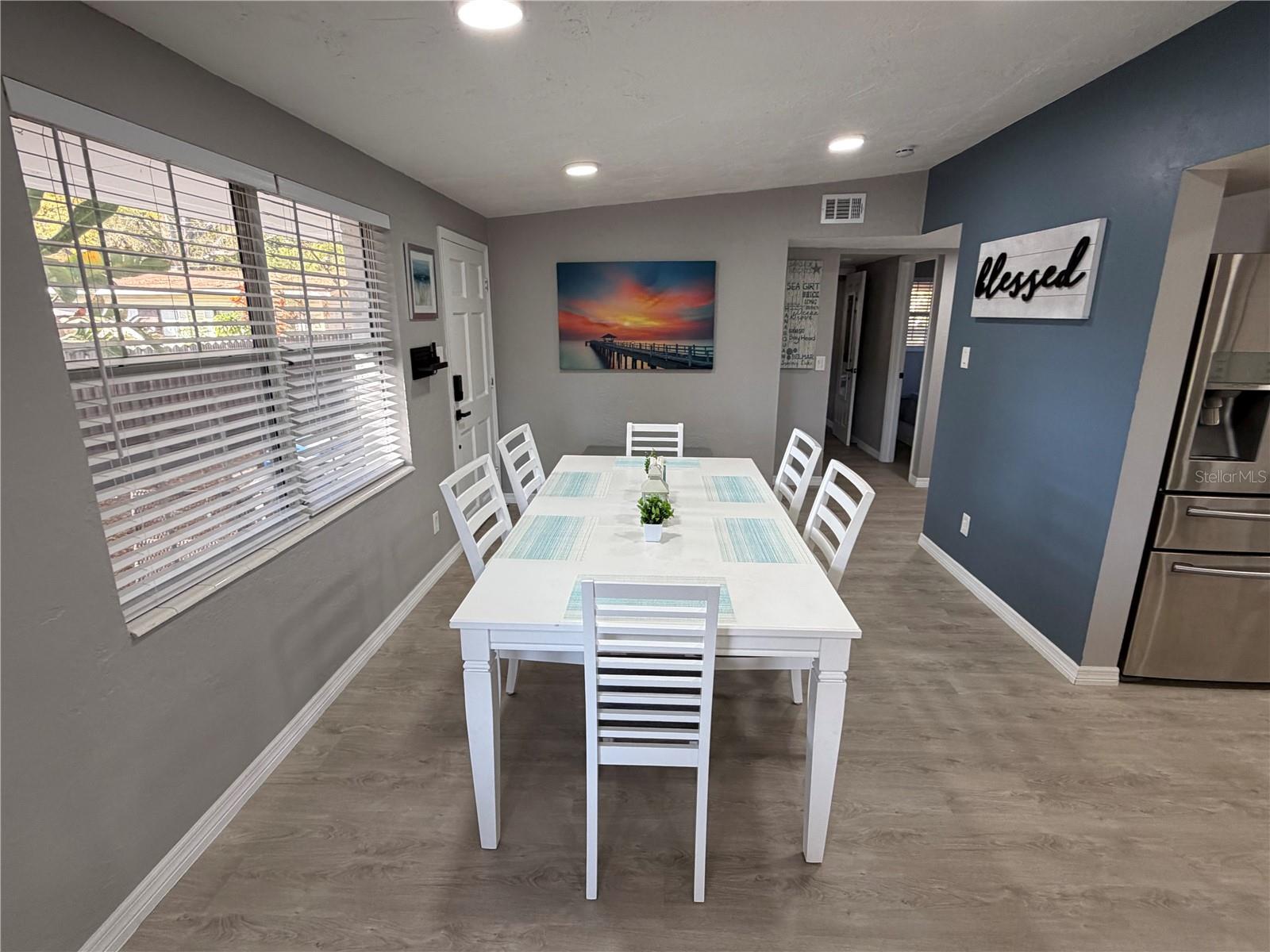 ROOSEVELT GROVES - Residential