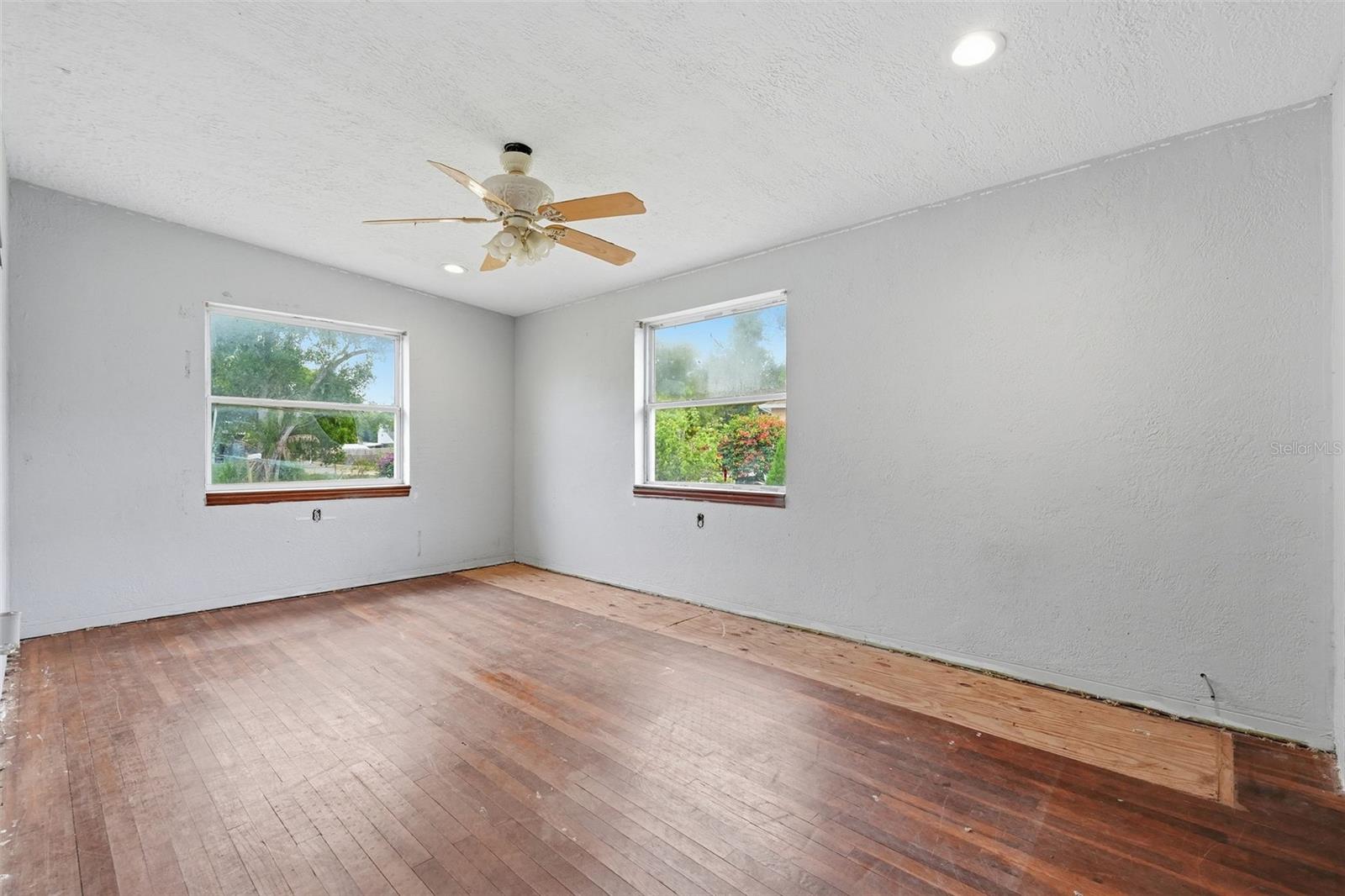 ONAHOM FARMS - Residential