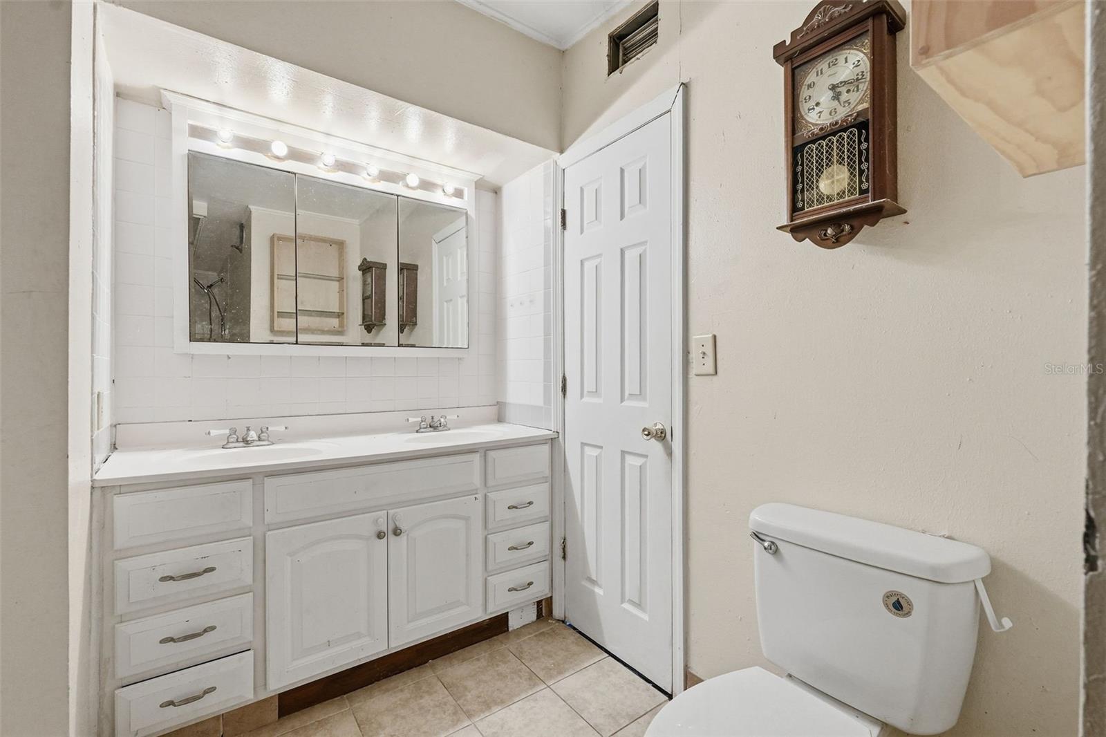 ONAHOM FARMS - Residential