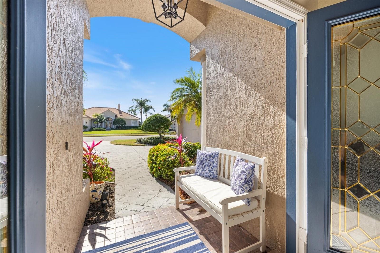 PELICAN POINTE GOLF A& CNTRY C - Residential