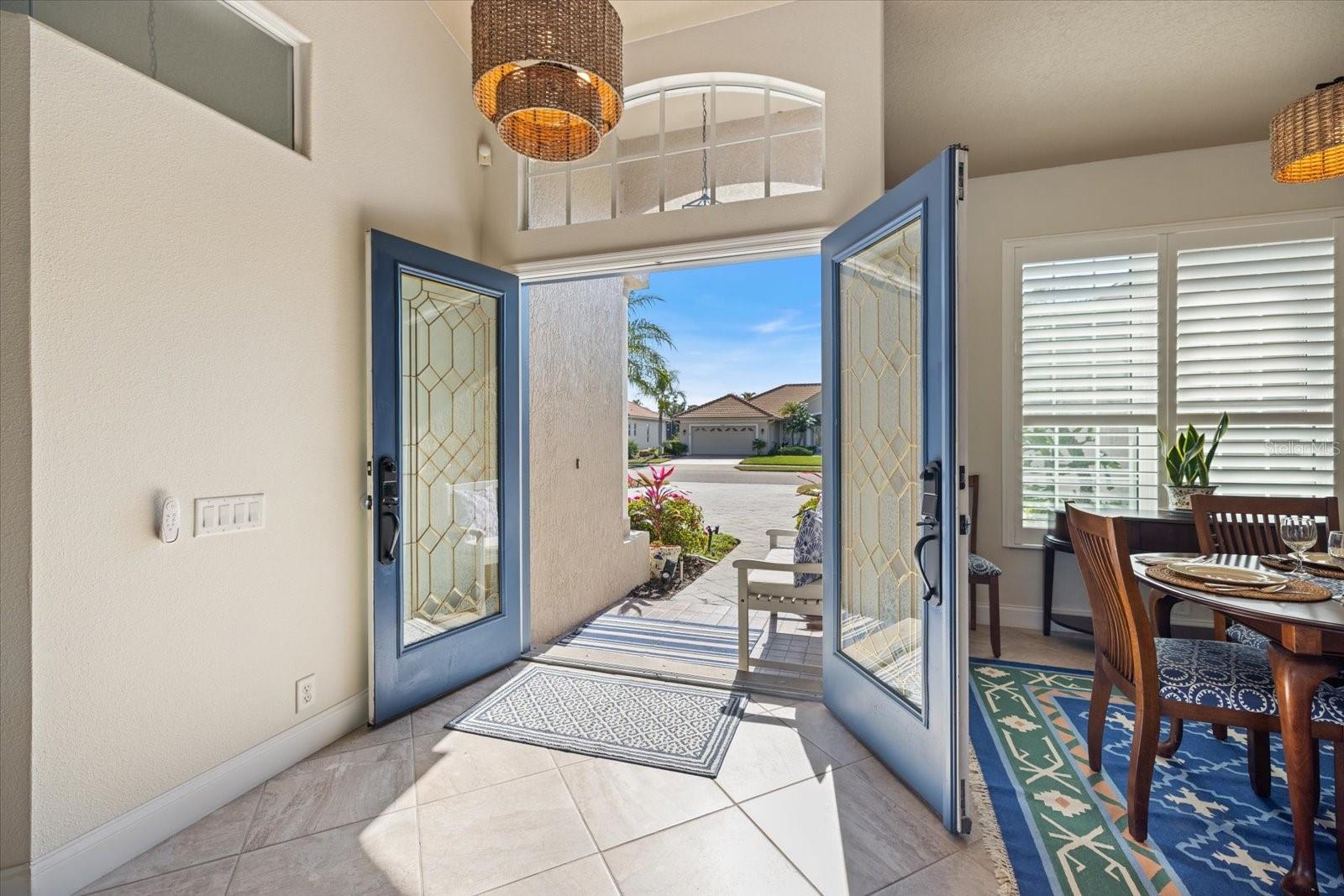 PELICAN POINTE GOLF A& CNTRY C - Residential