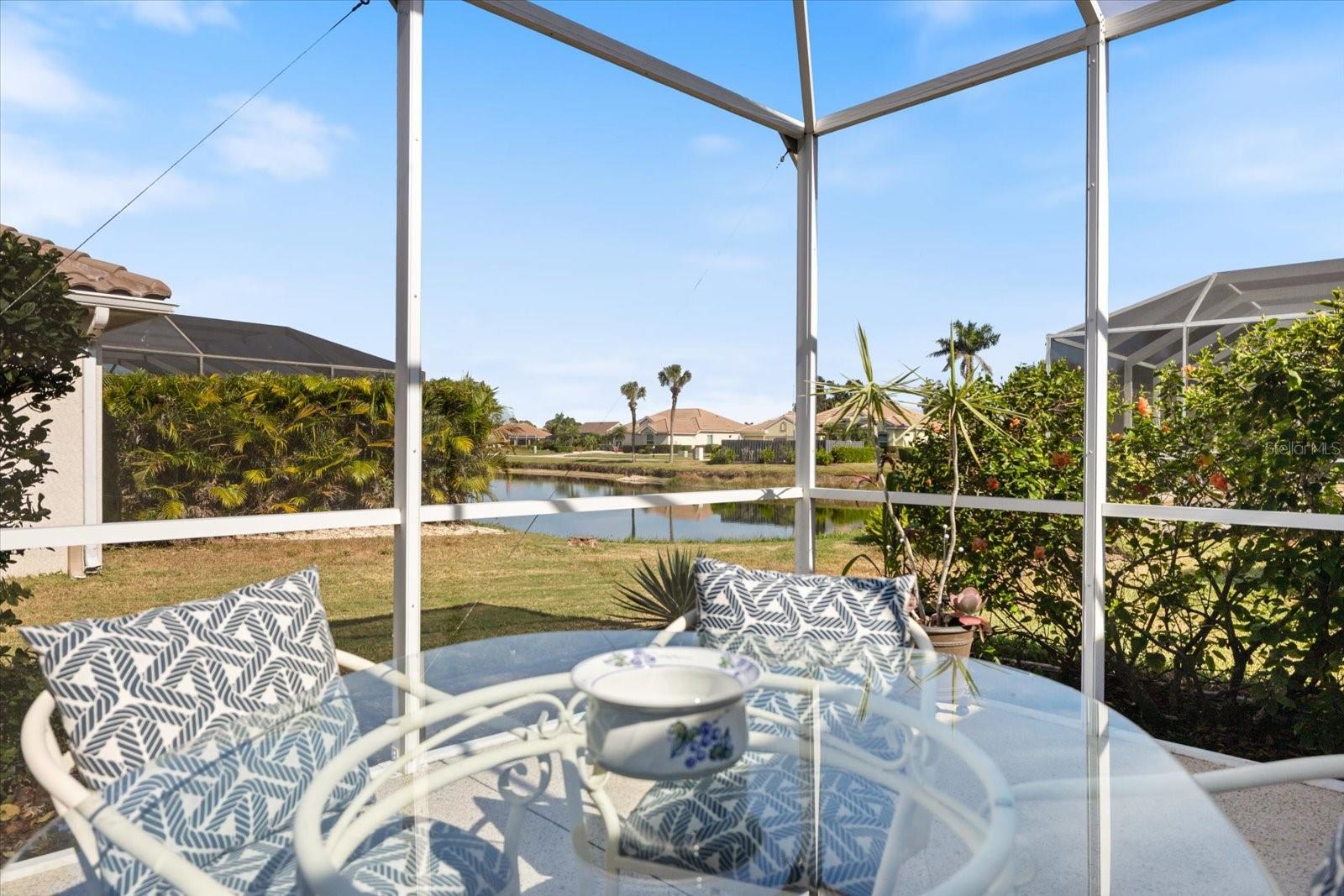 PELICAN POINTE GOLF A& CNTRY C - Residential