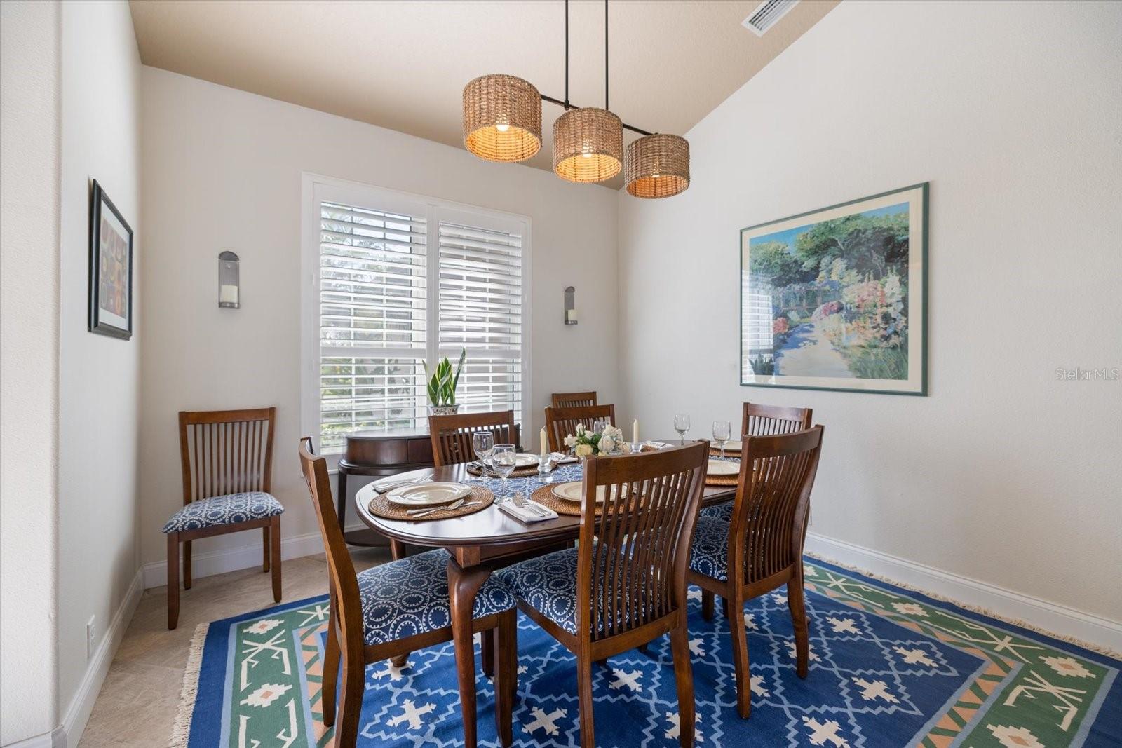 PELICAN POINTE GOLF A& CNTRY C - Residential